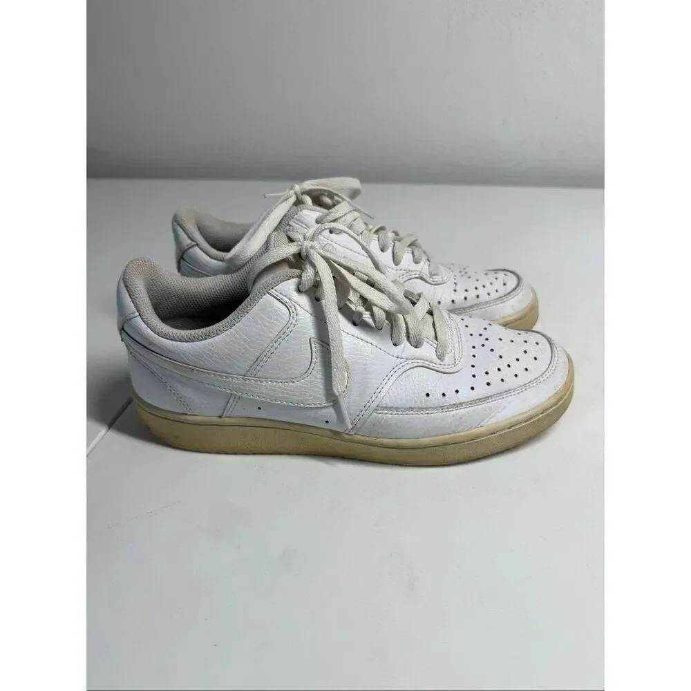Nike Court Vision Men’s Size 6,5/ Women’s 8 White Athletic Sneakers CD5463-100